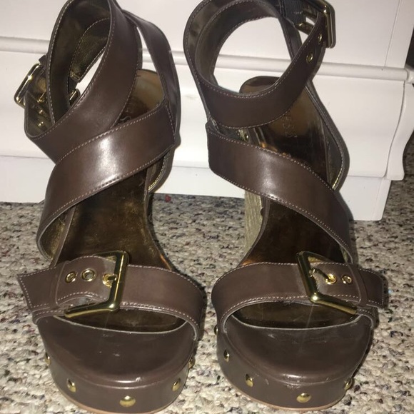 Brown Heels by Guess - Picture 2 of 8